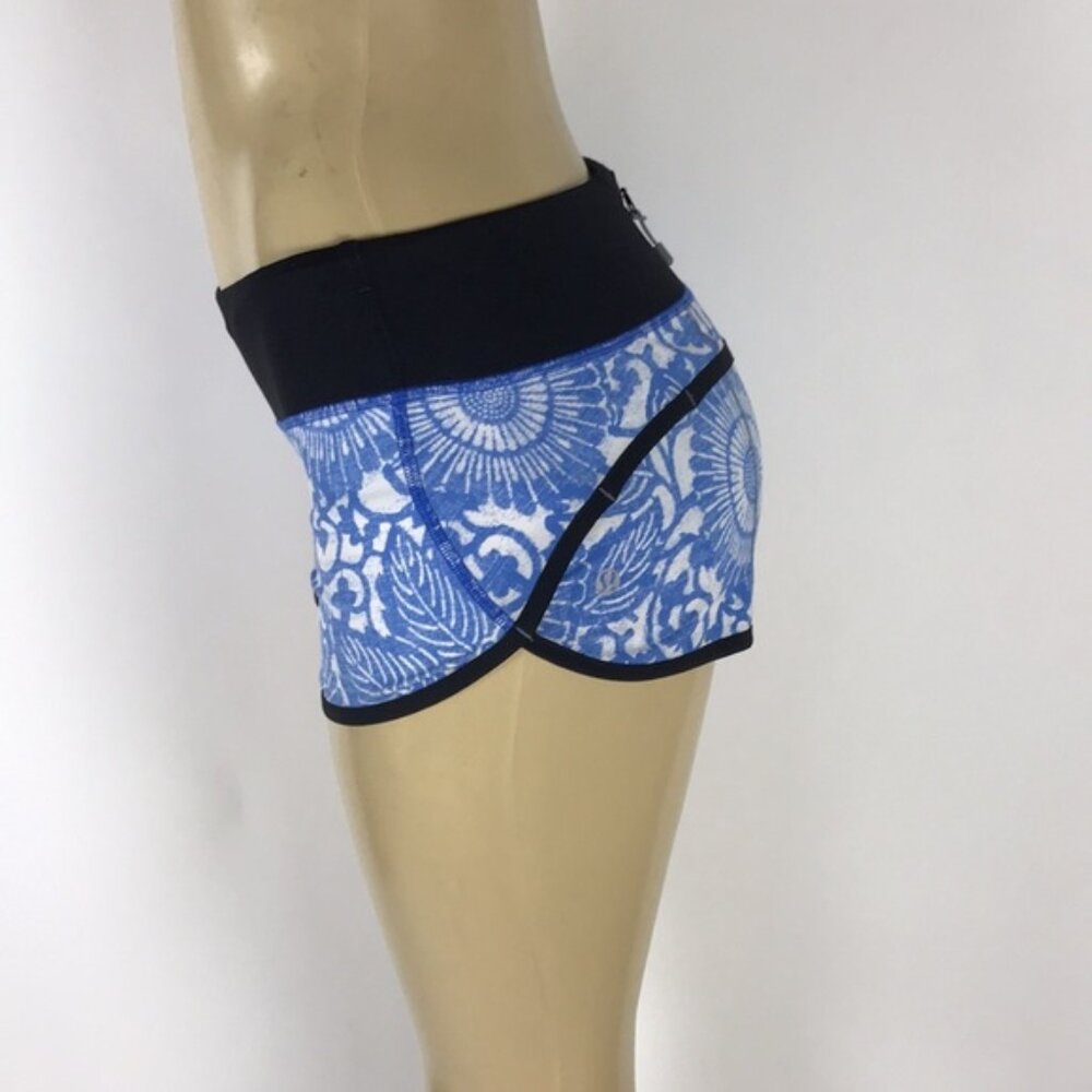 Lululemon women’s speed up running shorts 4